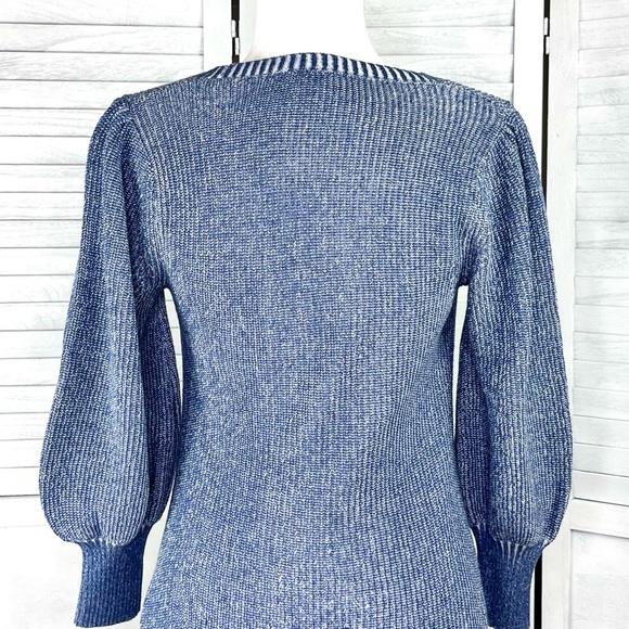 Gap XS longsleeve puffed shoulder distressed blue scoop neck sweater. NWOT - Picture 8 of 11